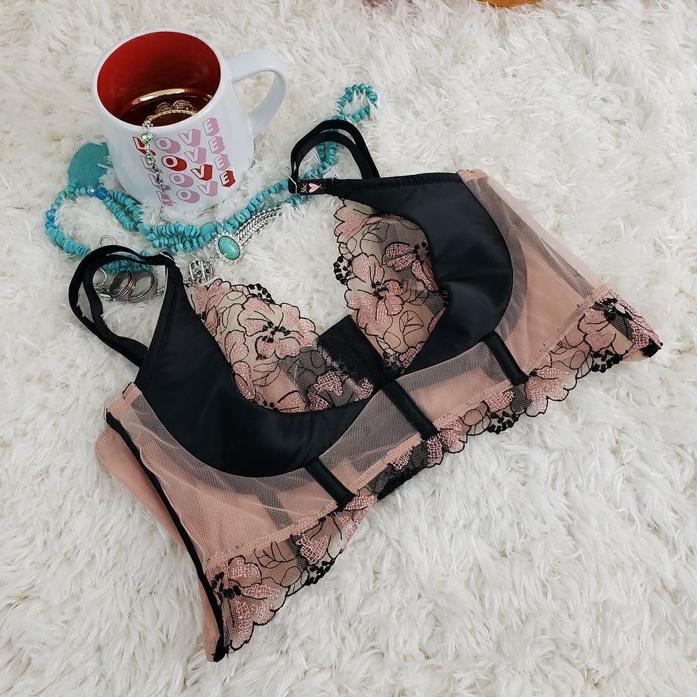 Victoria's Secret 36D Nude Lightly Lined Quarter Cup Demi Very Sexy Bra